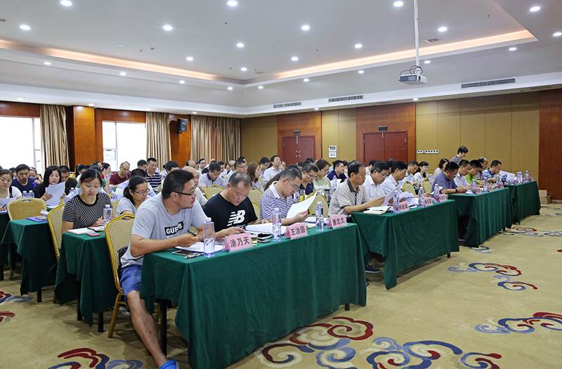 http://www.hunaneu.com/__local/6/3F/1A/06E071EF490570D53FF4B11C206_8C89C98A_9B7B6.jpg