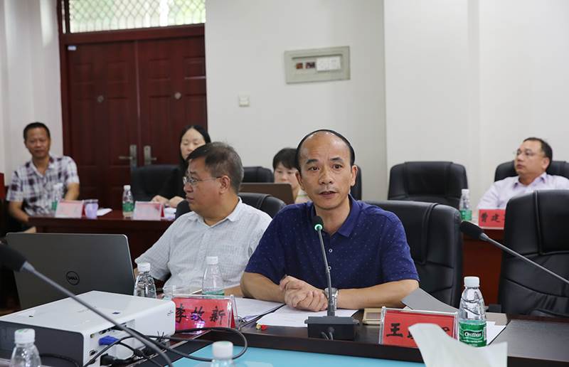 http://www.hunaneu.com/__local/B/A6/3B/26C7A06338EA541FC54F681A32B_385E382D_6AF6A.jpg