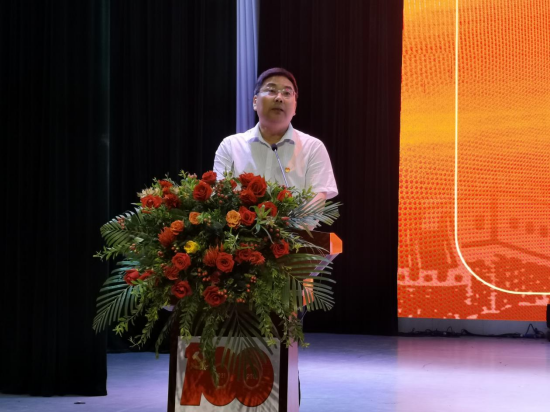 http://www.hieu.edu.cn/__local/F/0A/89/E9CEBBA1772B394502536F07ECC_0B22B9D5_DE4DD.png